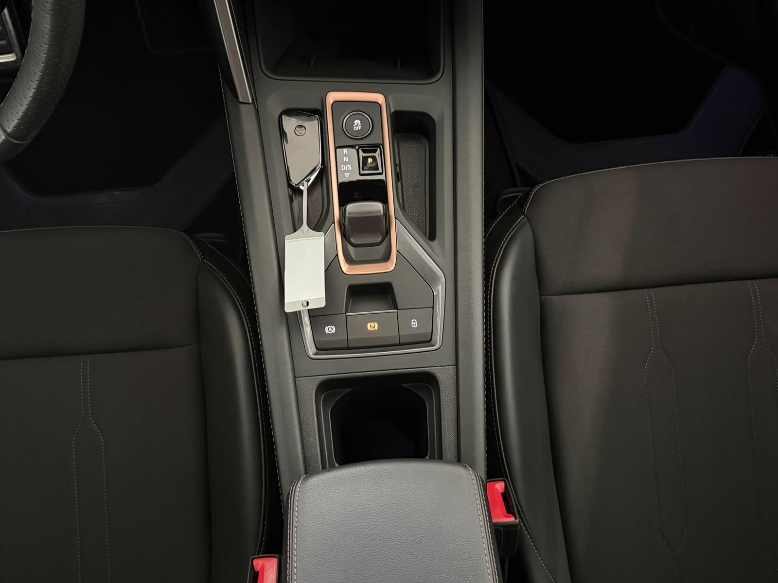 CUPRA LEON 1.5 E-HYBRID 204CH