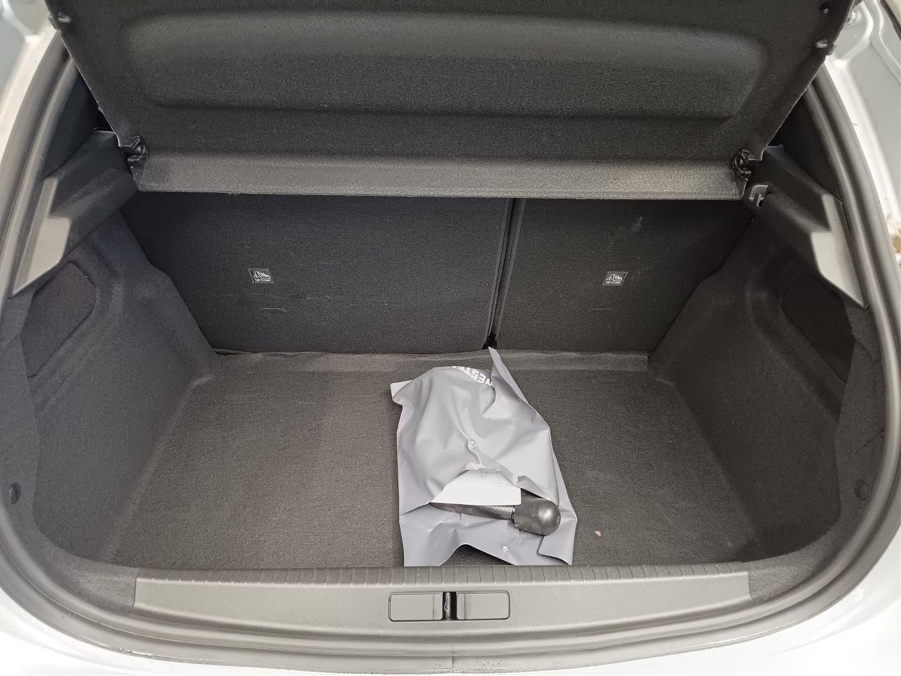 Fahrzeugabbildung Opel Corsa 1.2T GS - AHZV, Navi, Klimaaut., Sitzhzg.