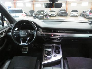 Audi Q7 - 7