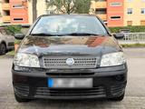 Fiat punto 188 / Schwarz / ES 2007 /Türen 4/5 - Fiat Punto Gebrauchtwagen in München