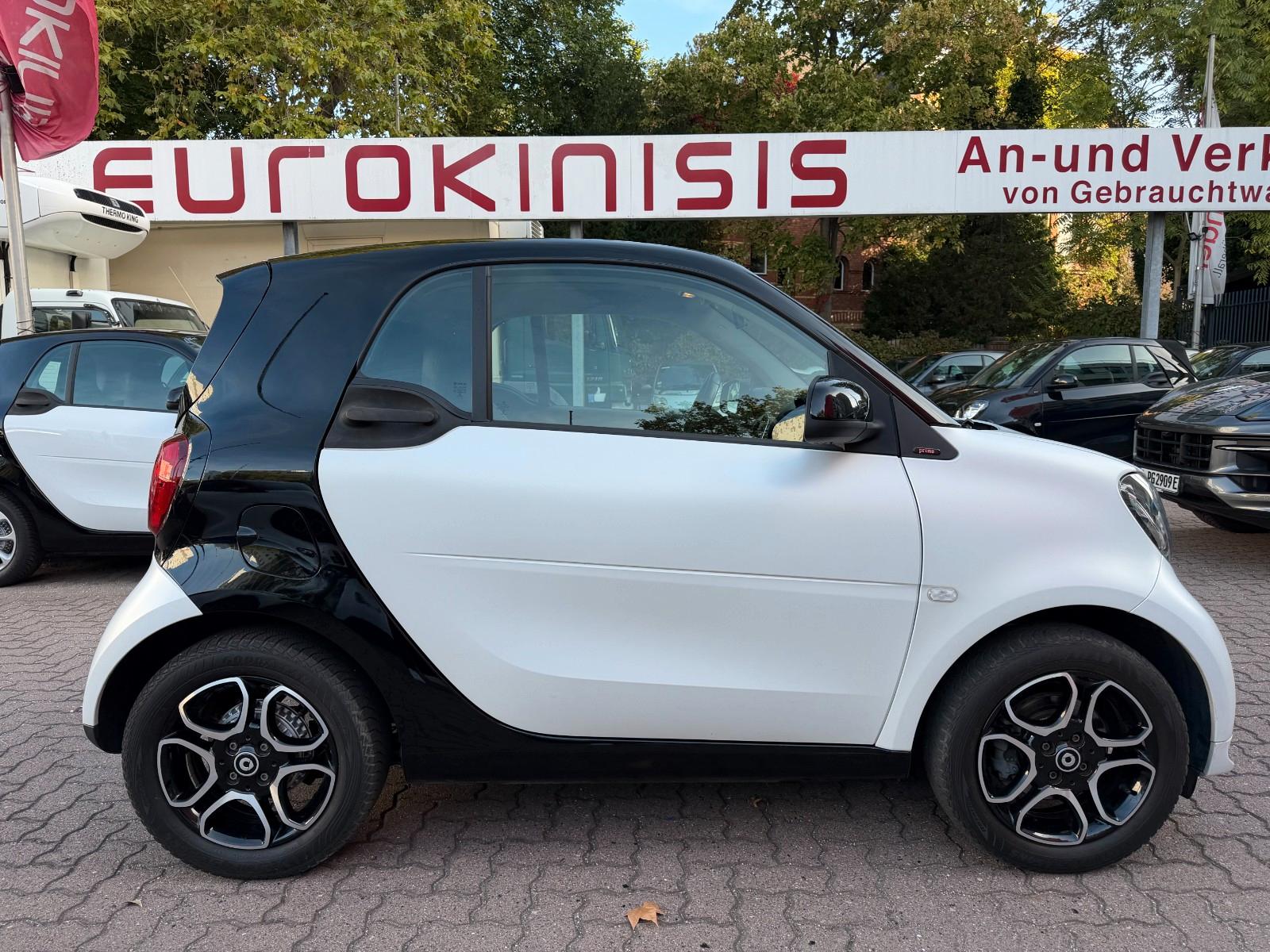Smart fortwo 66kW DCT PRIME*PANO*LEDER*NAVI*SHZ*