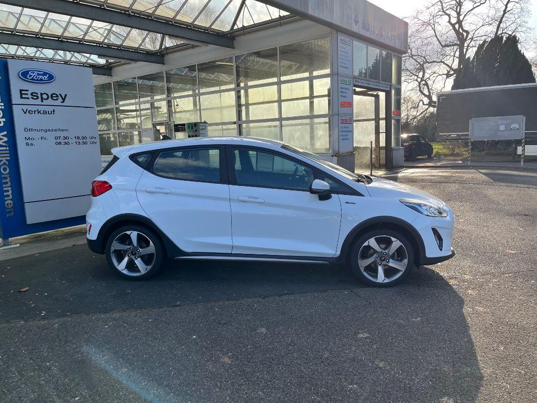 Ford Fiesta Active 5-türig Navigation Rückfahrkamera