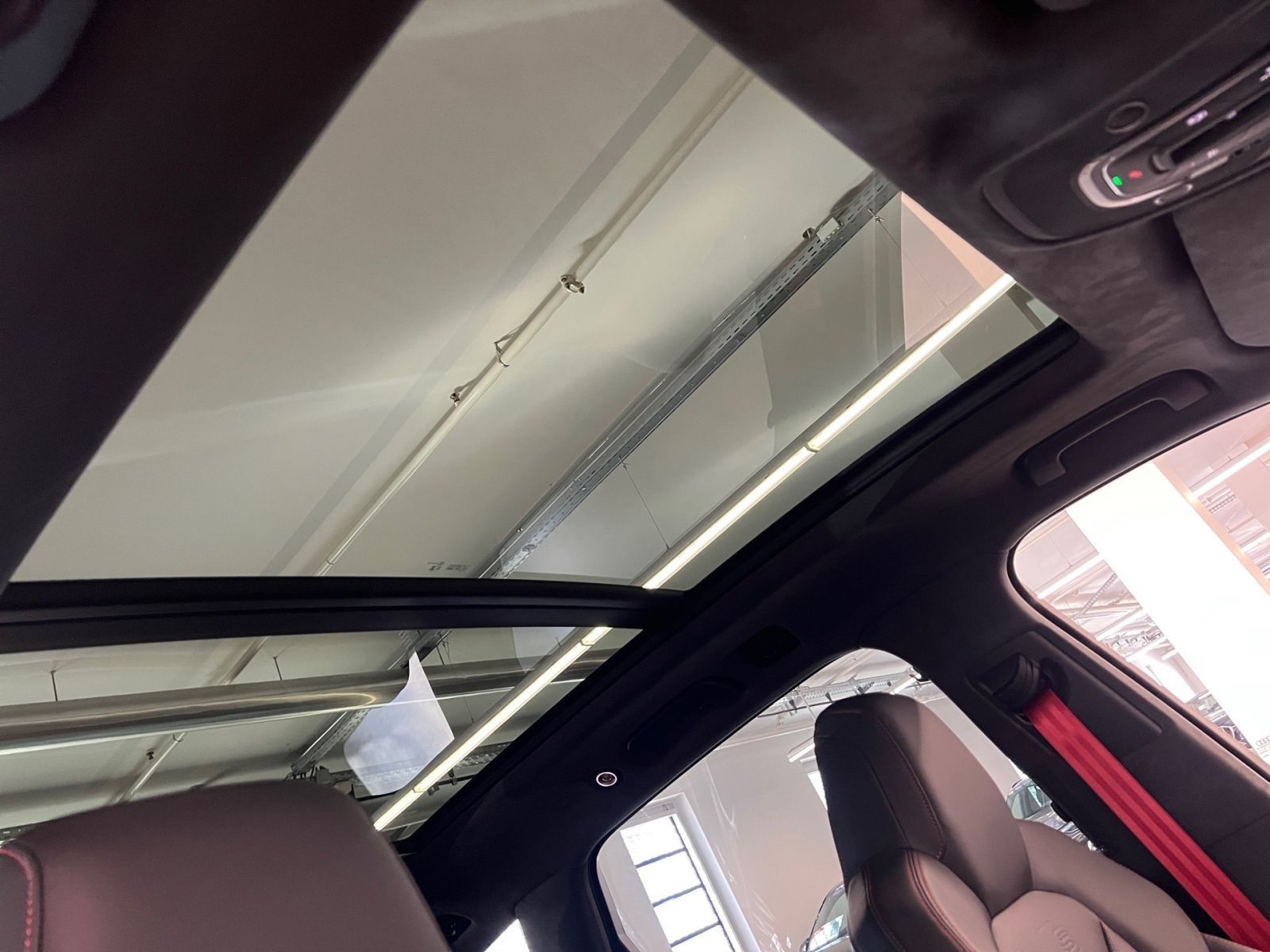Audi SQ7 - Bild 14