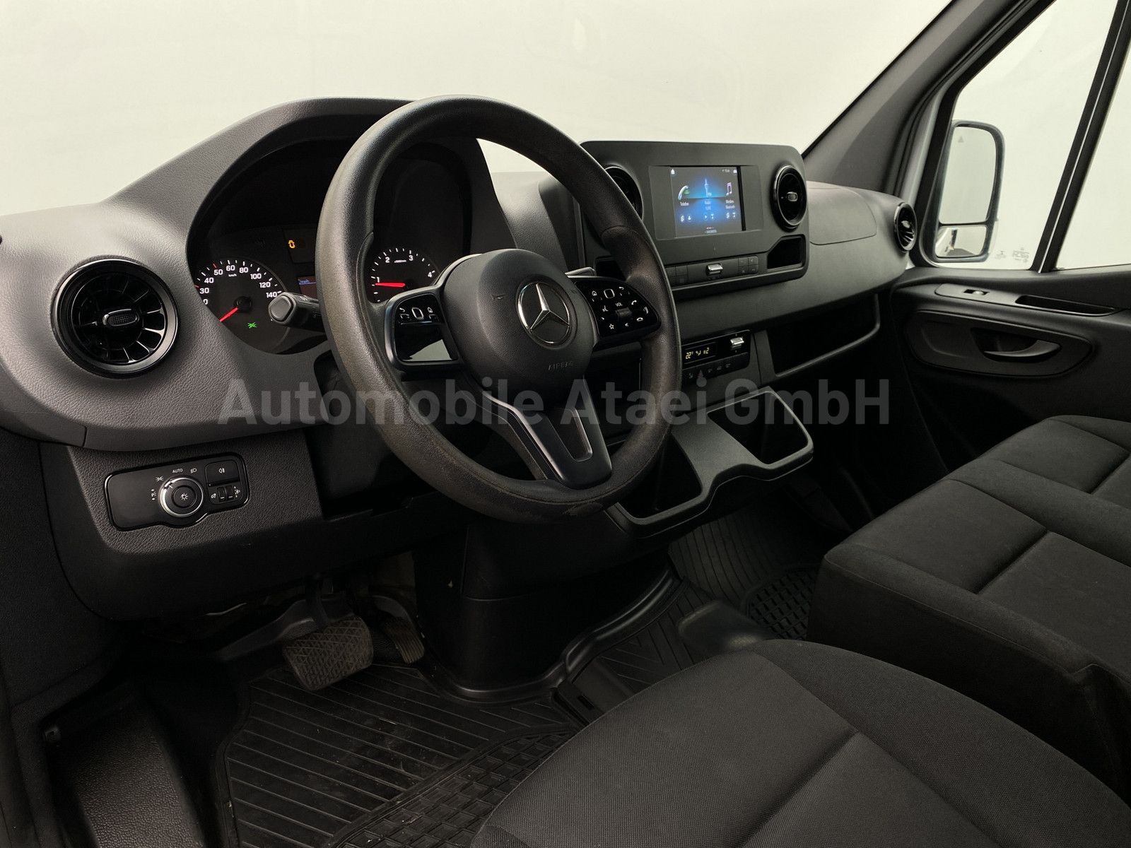 Fahrzeugabbildung Mercedes-Benz Sprinter 314 Tourer KLIMA+ ROLLSTUHL-RAMPE6806