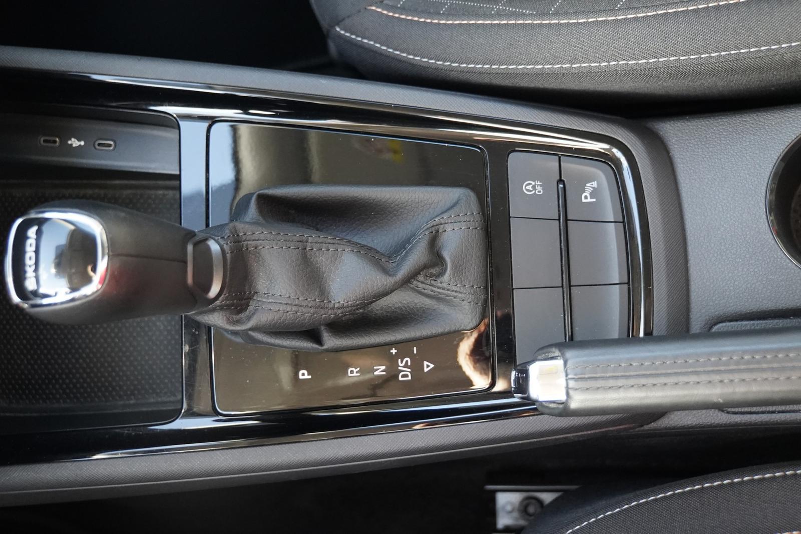 Skoda Kamiq 1.0 TSI DSG LED Sitzheizung Tempomat