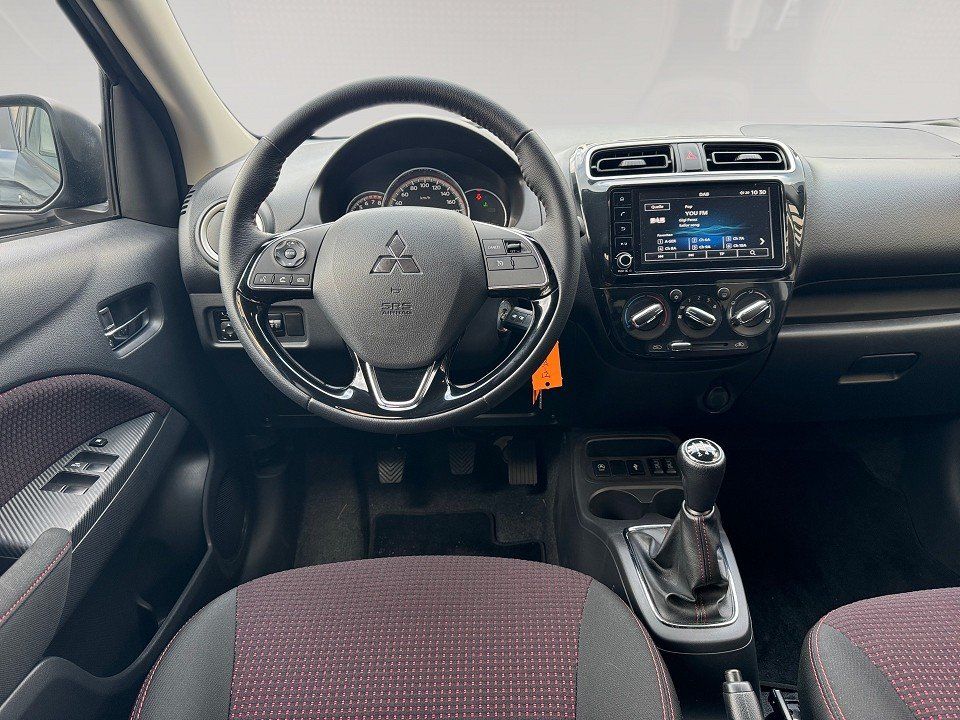 Fahrzeugabbildung Mitsubishi Space Star 1.2 Select + Black