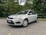 Ford Focus 1,6TDCi 80kW DPF Ambiente Ambiente - Ford Focus aus 2010 mit Diesel-Antrieb
