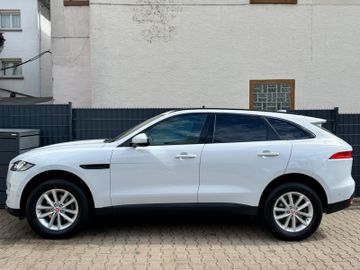 Jaguar F-Pace - 11