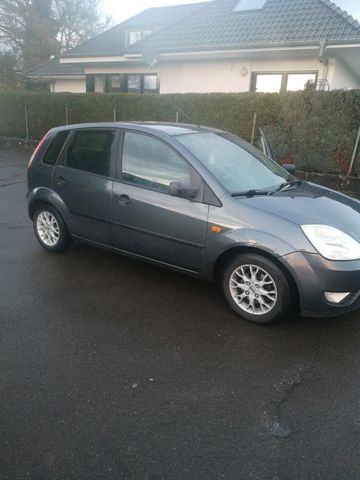 Ford Fiesta Motor 1.6 Benzin neu TÜV