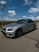 BMW Bmw e93 330d M-Paket Schaltwippen ACC 2.Ha... - BMW 330 aus 2008