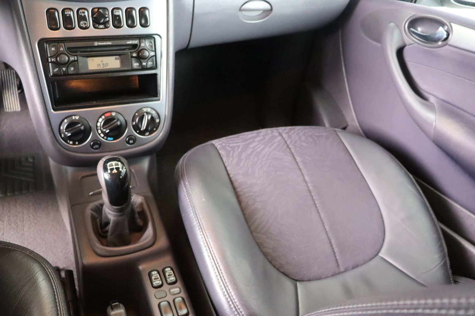 Fahrzeugabbildung Mercedes-Benz A 160 AVANTGARDE * Teill. * HU/AU 04.26