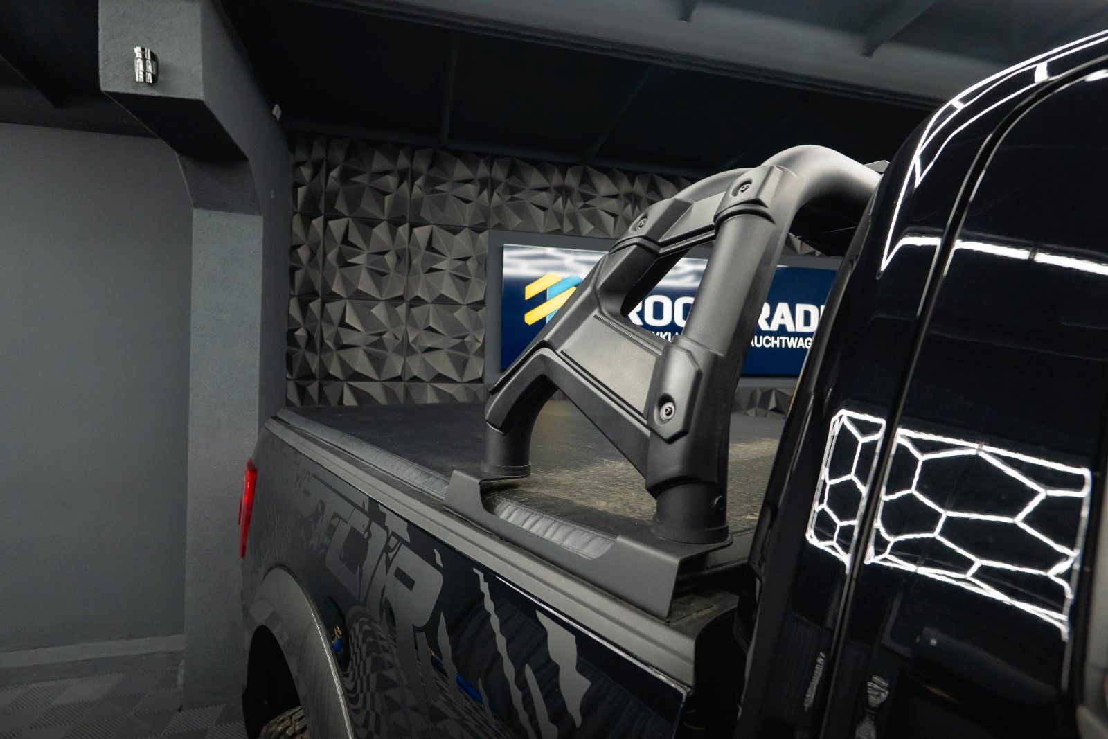 Fahrzeugabbildung Ford F150 5.0L V8 4x4 Offroad SuperCab RAPTOR 19%