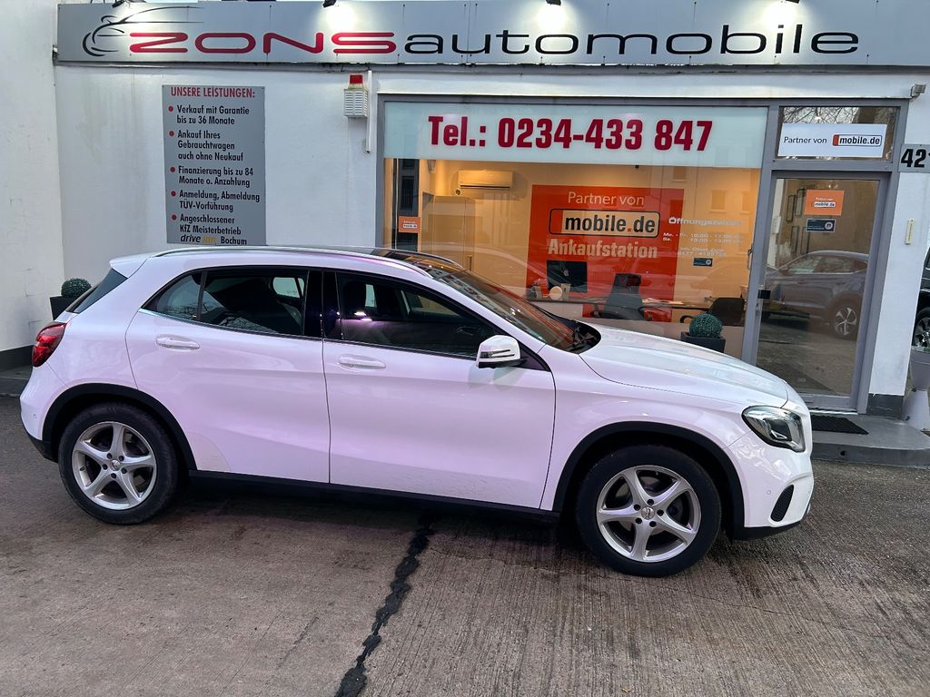 Mercedes-Benz GLA 220 d Automatik+Panorama+Kamera+Navi+SHZ+BT+