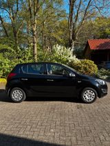 Hyundai i20 1.2 Classic, ideal für Fahranfänger - : Für Fahranfänger