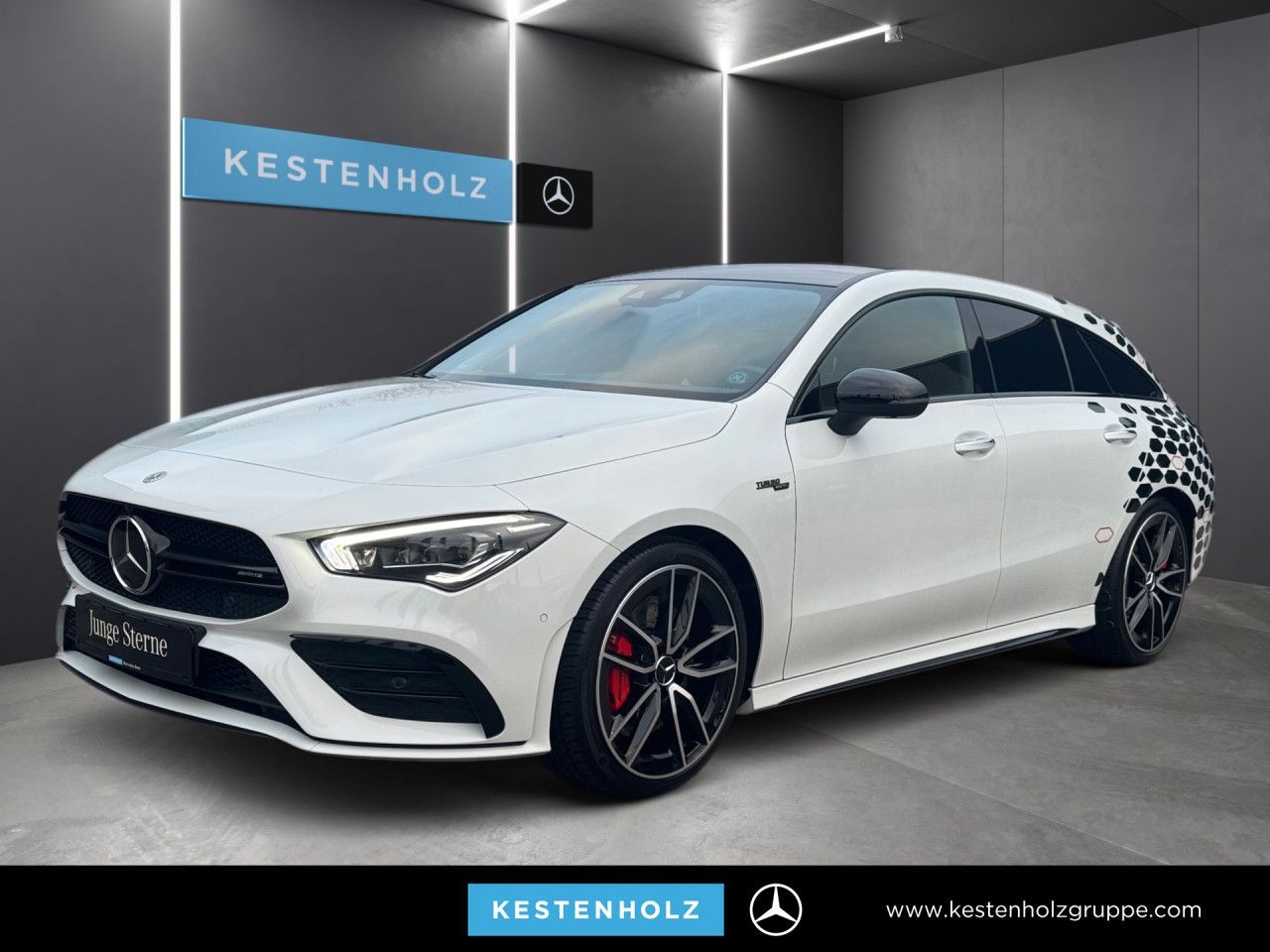 MERCEDES-BENZ CLA 35 4MATIC Shooting Brake AMG+PANO+360°