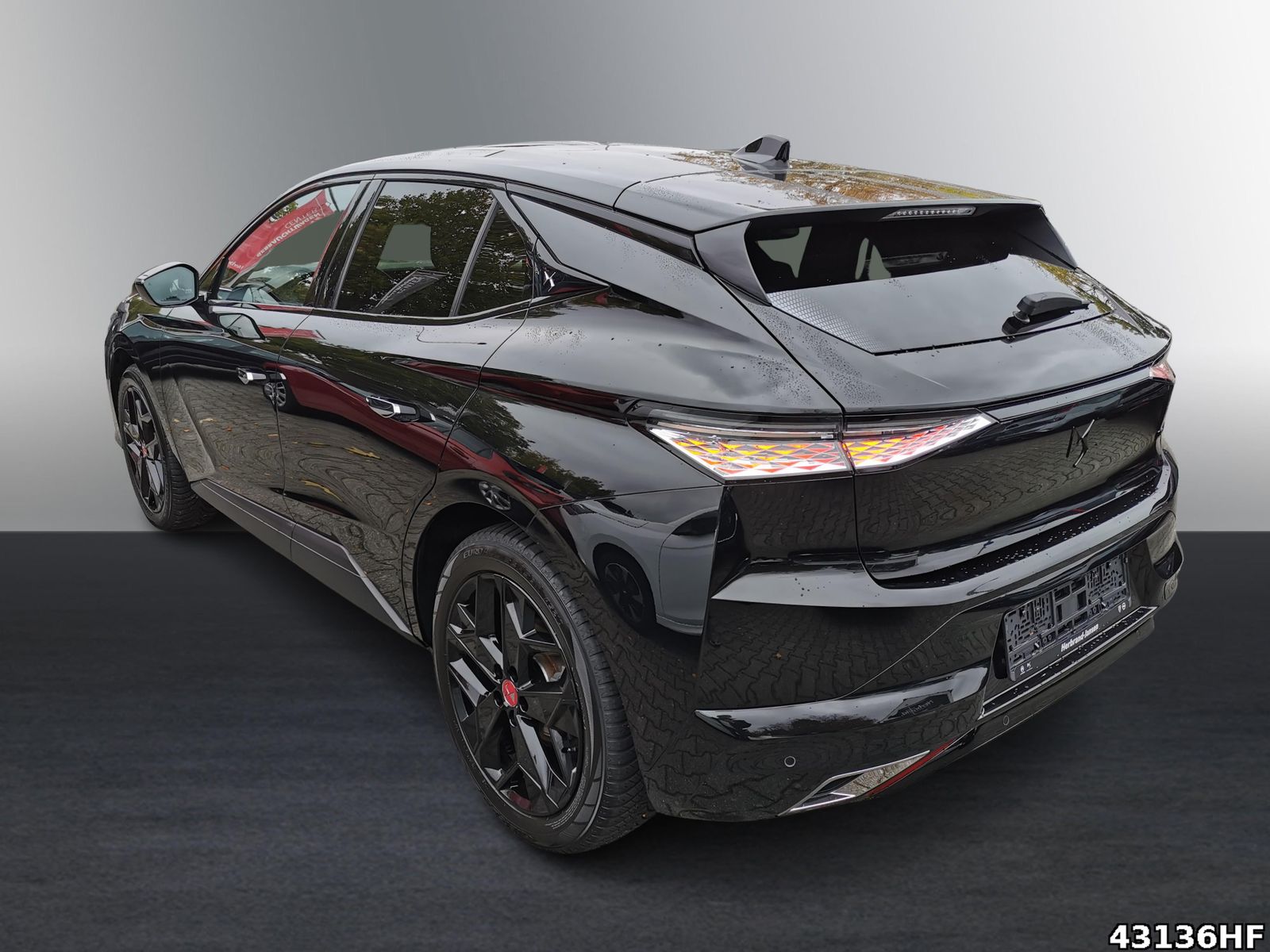 Fahrzeugabbildung DS Automobiles DS4 Performance Line