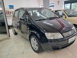 Fiat Idea 1.2 16V BlackLabel - schwarze Fiat Idea