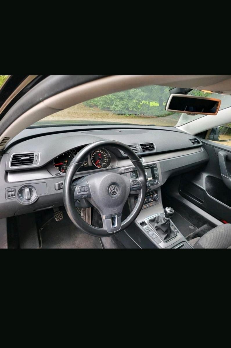 Volkswagen Passat 2011 — photo 5