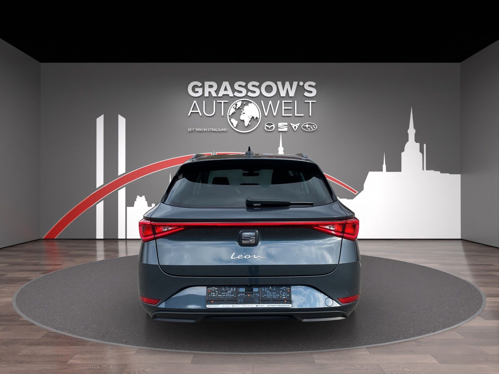 Fahrzeugabbildung SEAT Leon Sportstourer 1.5 eTSI DSG LED/NAVI/SHZ/LHZ