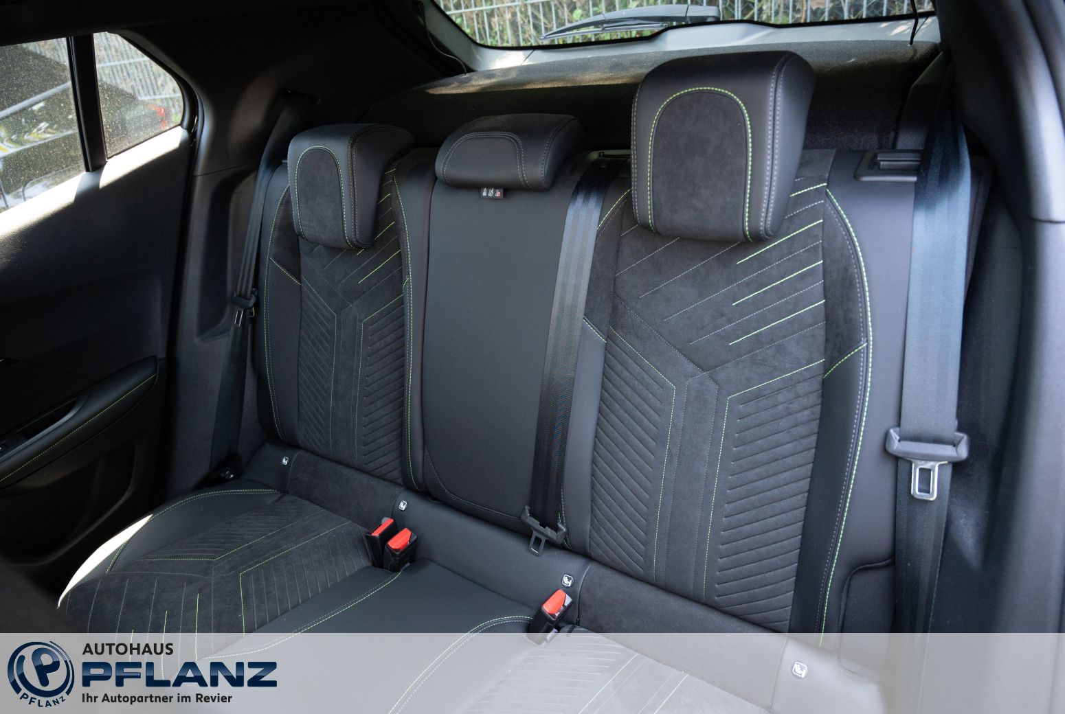 Peugeot 2008 - Bild 8