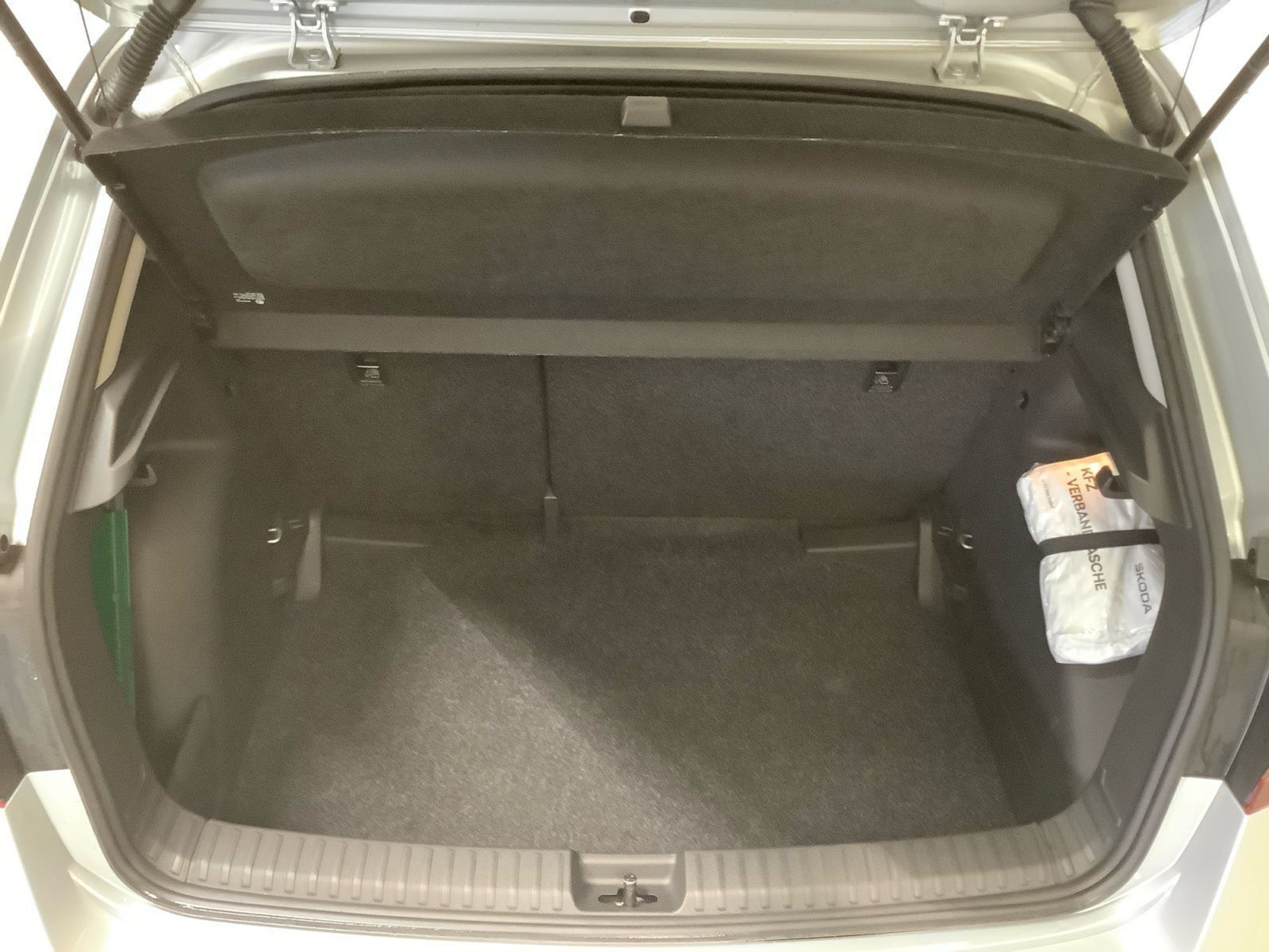Fabia Selection 70kW 5-G KLIMA EL FH NSW SHZG