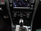 Volkswagen Golf VII 2.0 TSI R 4M VOLLLEDER,PANORAMA1.HAND - mit Benzin-Antrieb: Schiebedach, Limousine, 1.4