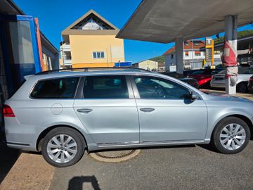 Volkswagen Passat Variant - 3
