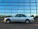 Mercedes-Benz E 240 ELEGANCE AUT Leder Klima - Mercedes-Benz E 240 mit Benzin-Antrieb