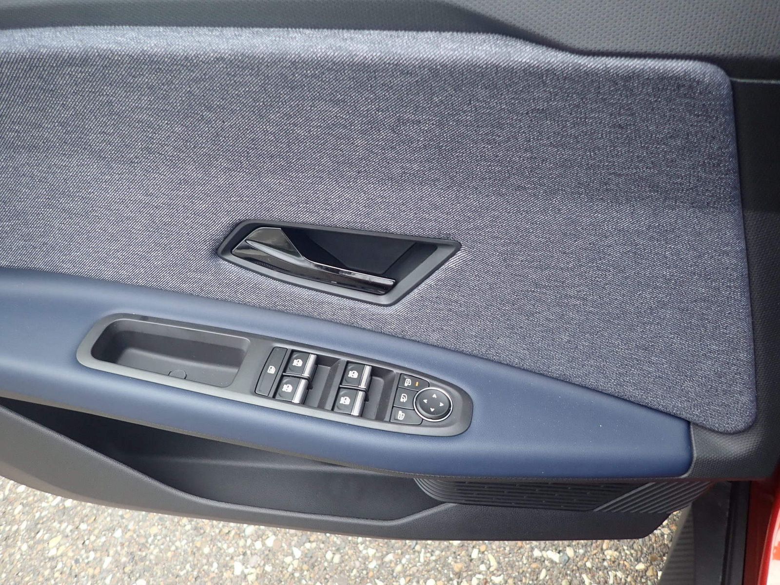 Fahrzeugabbildung Renault R 4 E-Tech elektrisch Techno 150 Comfort Range