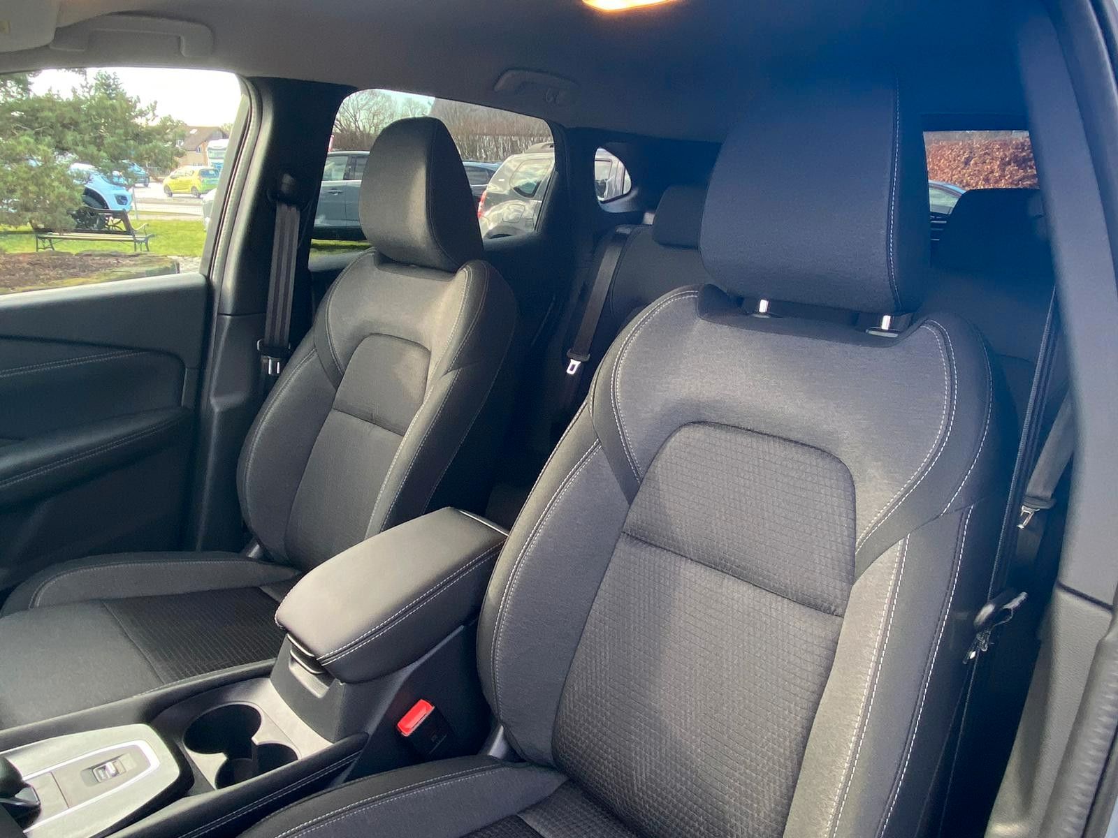 Fahrzeugabbildung Nissan Qashqai 1.3 AT N-Connecta elHECKKLAPPE+12,3"NAVI