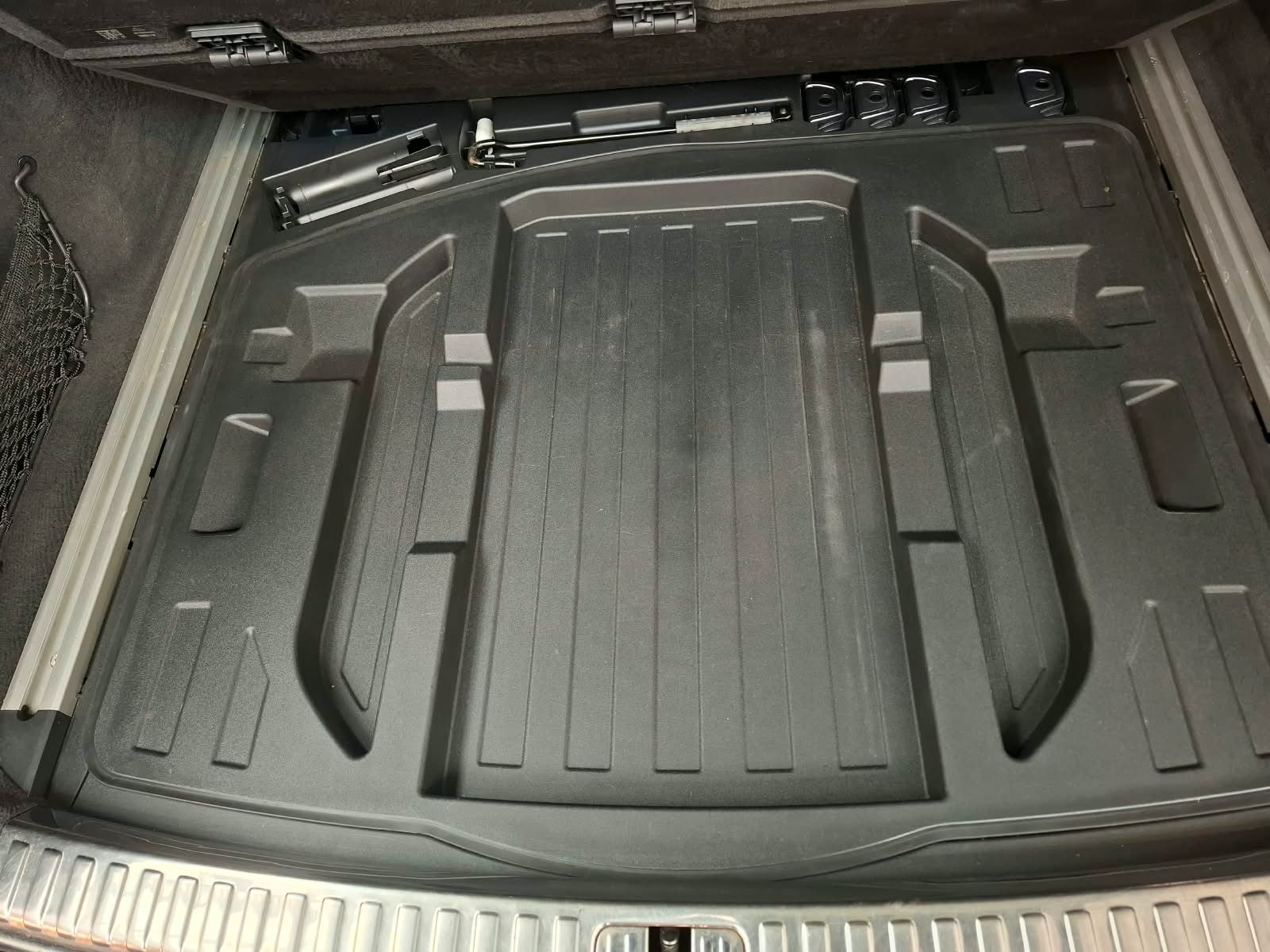 Fahrzeugabbildung Audi A6 Avant 50 TDI quattro sport +ACC +LED +AHK