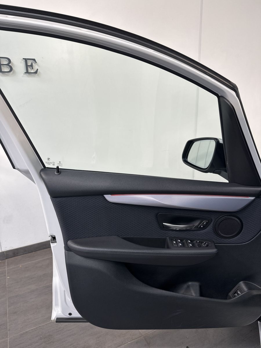 Fahrzeugabbildung BMW 220d Gran Tourer M-Sport NAV+LED+AHK+PANO+HIFI