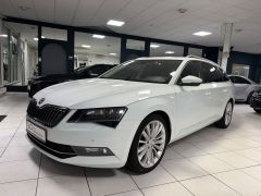 SKODA Superb Combi 2.0 TDI Style/ACC/PANO/AHK/CAM/8-FA
