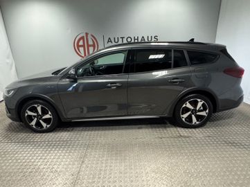 Ford Focus Turnier Active X Leder Pano HeadUp