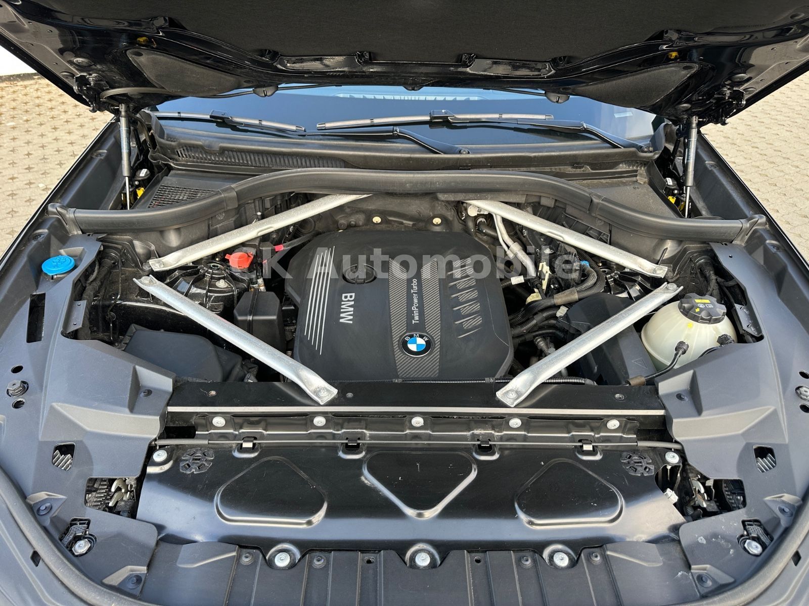 Fahrzeugabbildung BMW X5 xDrive 30d MSport/22Zoll/HeadUp/Pano/360°/AHK