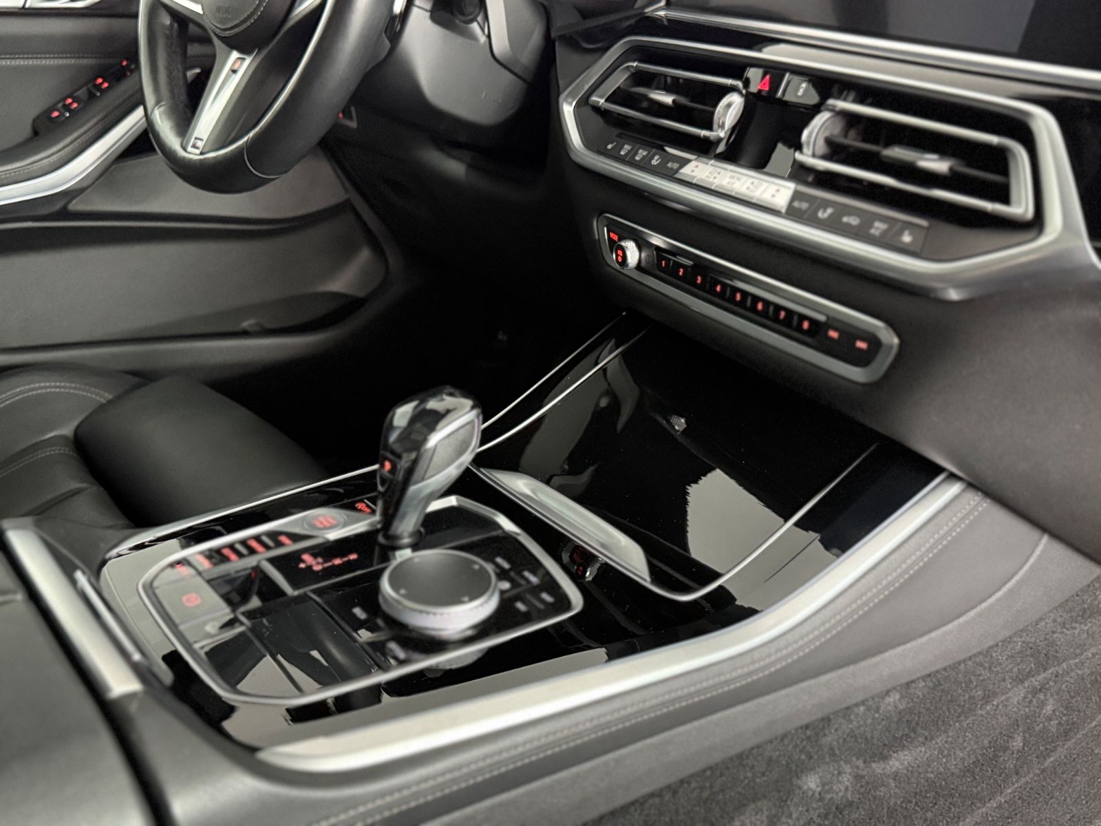BMW X5 40i M Sport Laser HUD H&K Panorama Standhz foto 20