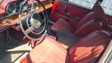 Mercedes-Benz S 250 - Mercedes-Benz S 250 mit Benzin-Antrieb: Limousine