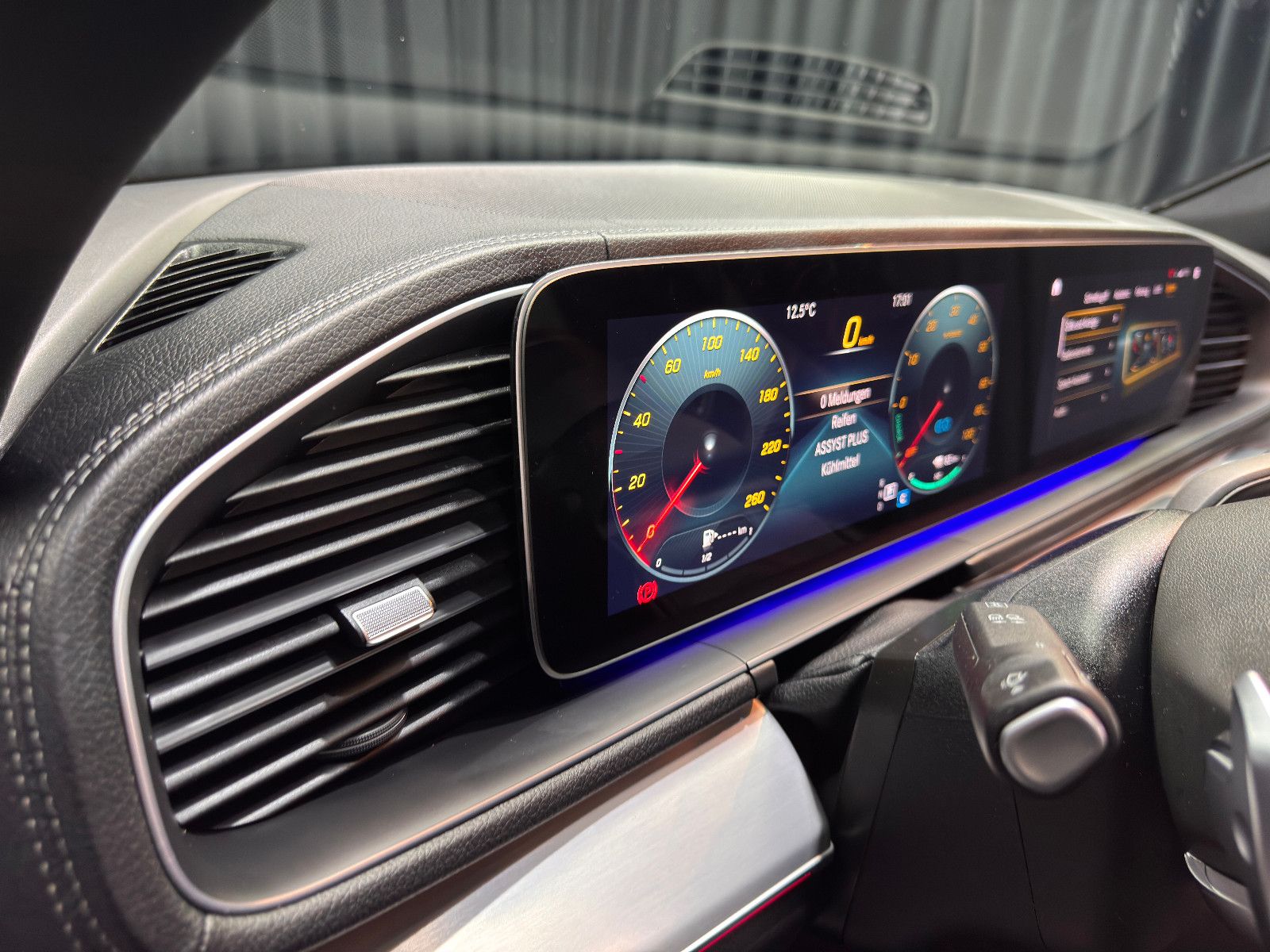 Fahrzeugabbildung Mercedes-Benz GLE 350e 4Matic Coupe *AMG-LINE*22 ZOLL*LUFT*