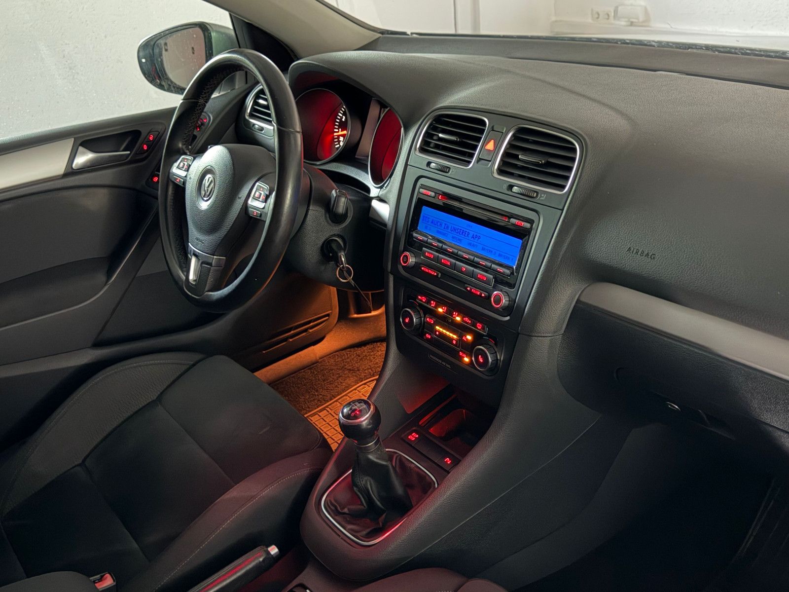 Fahrzeugabbildung Volkswagen Golf VI Highline/eGSD/ALCANTARA/KLIMAA./1.HAND