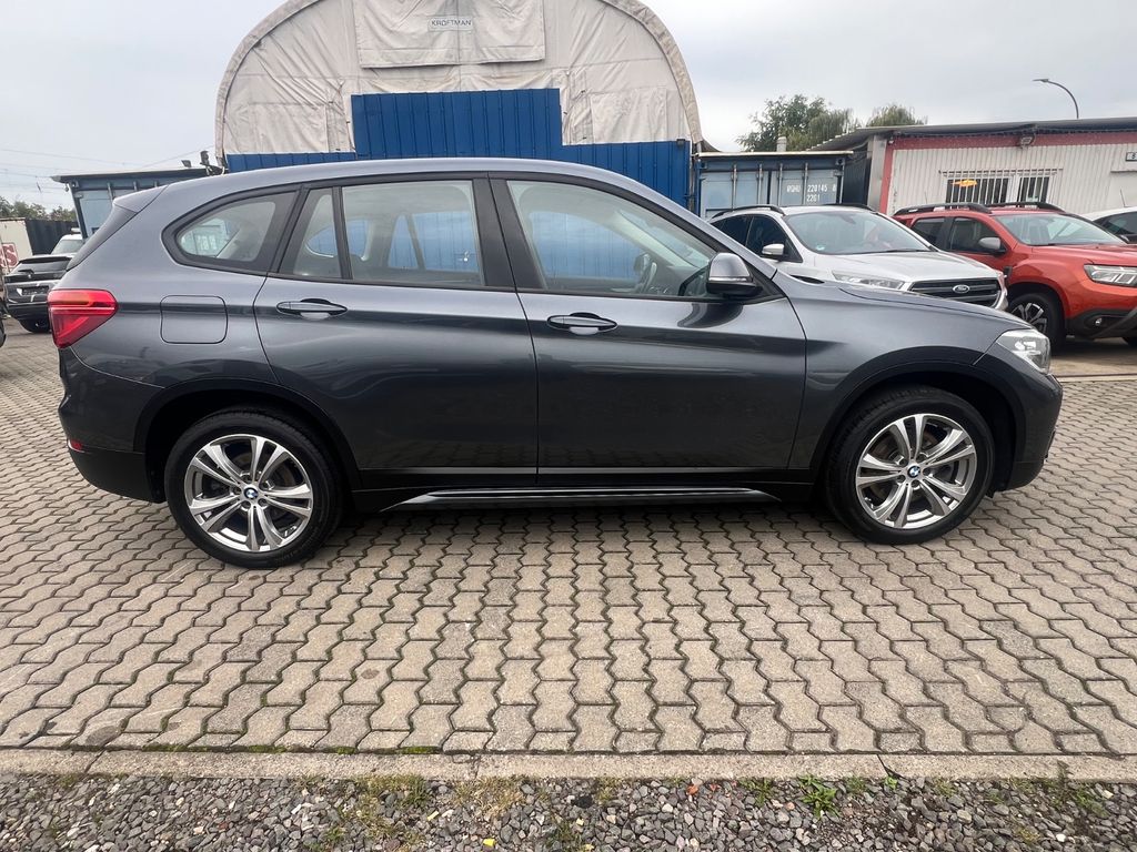 BMW X1 Baureihe X1 xDrive 20 d Sport Line BMW X1 Baureihe X1 xDrive 20 d Sport Line