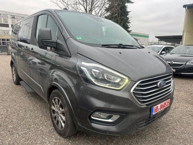 Ford Tourneo Custom  L2  2.0TDCI Aut/Titanium/8 Sitze