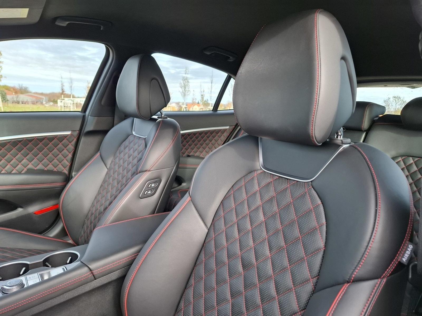 Genesis G70 GX8 Shooting Brake 2.0T AWD Sport