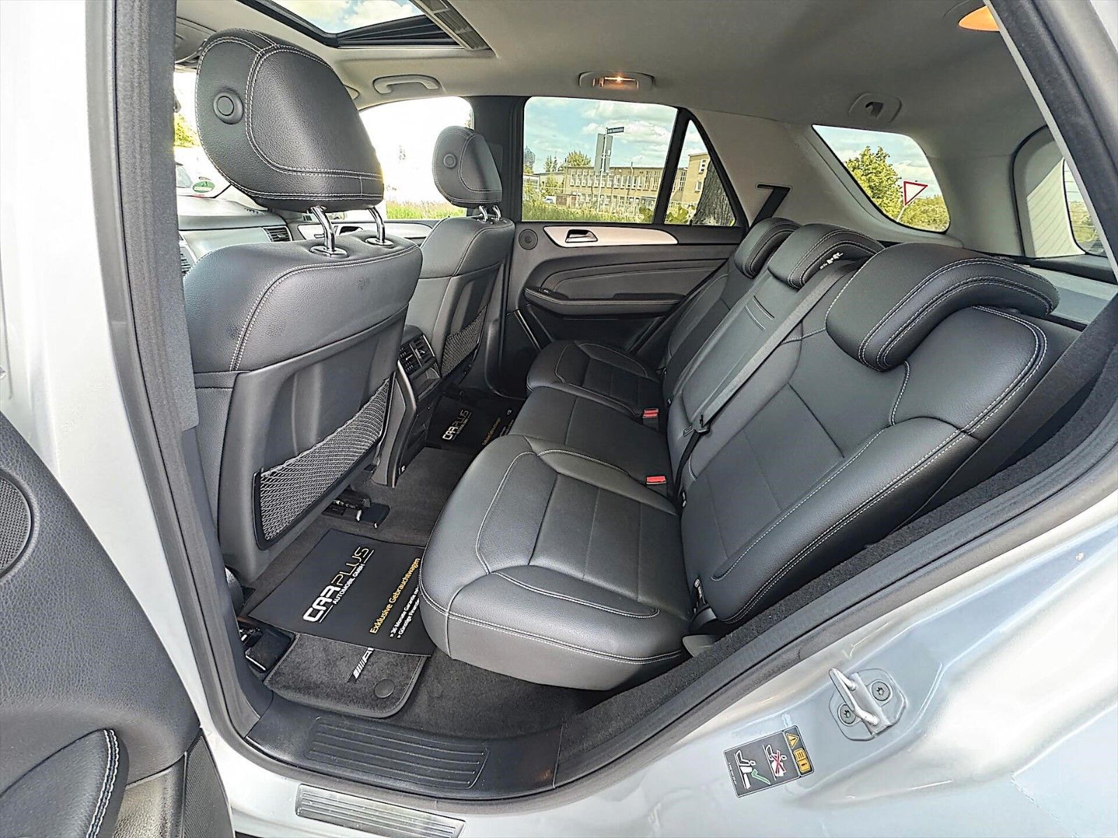 Fahrzeugabbildung Mercedes-Benz ML 400 AMG Sport-Paket 4Matic *Bi-Xenon*LED*