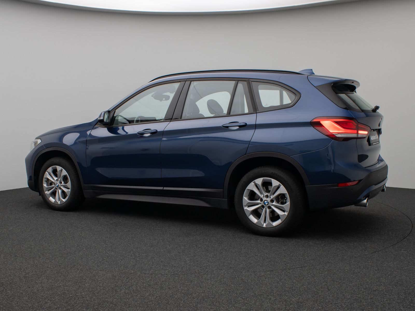 Fahrzeugabbildung BMW X1 xD20d ACC Kamera HUD DAB Memory Leder Panoram