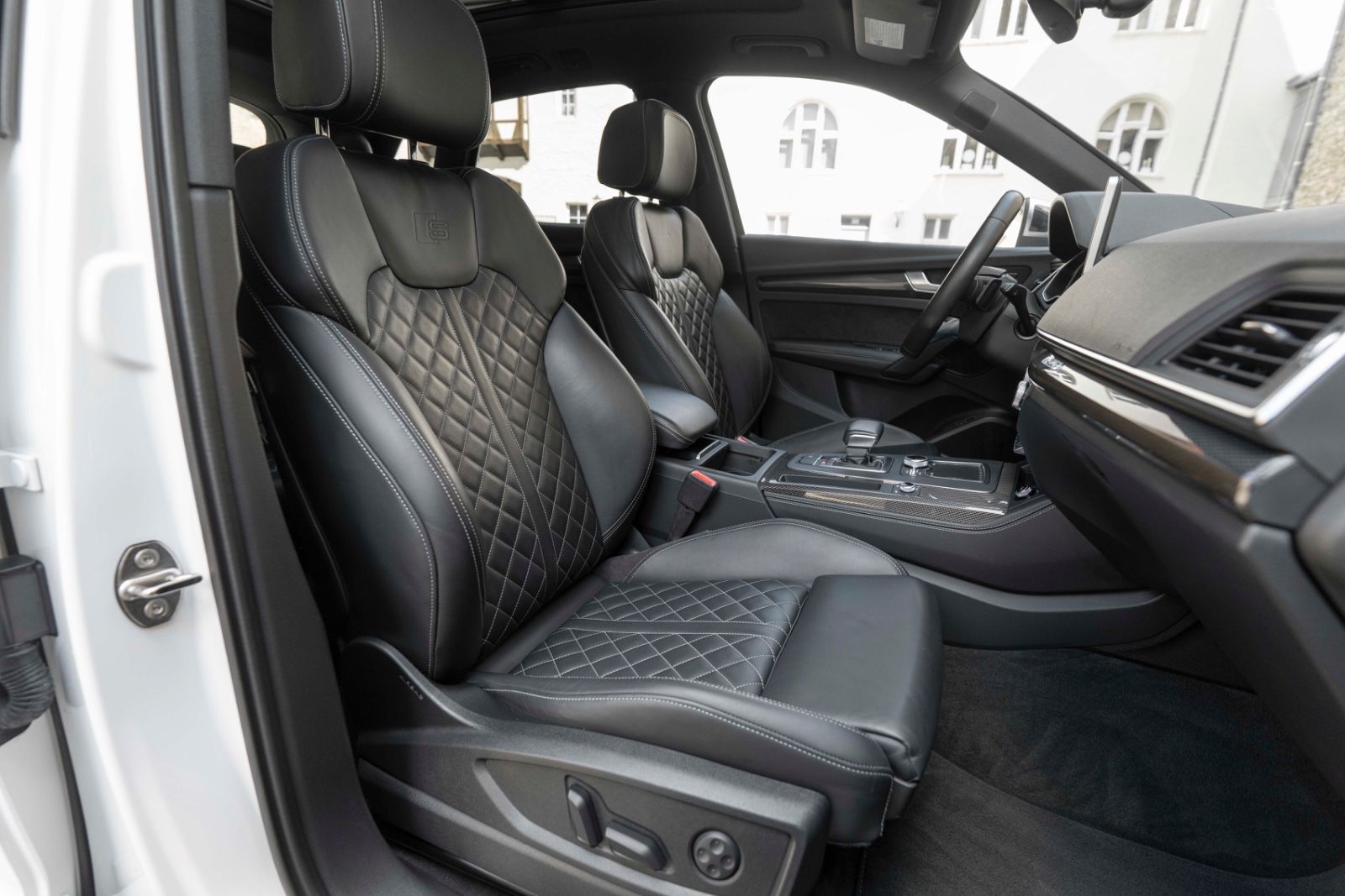 Fahrzeugabbildung Audi SQ5 3.0 TFSI QUATTRO