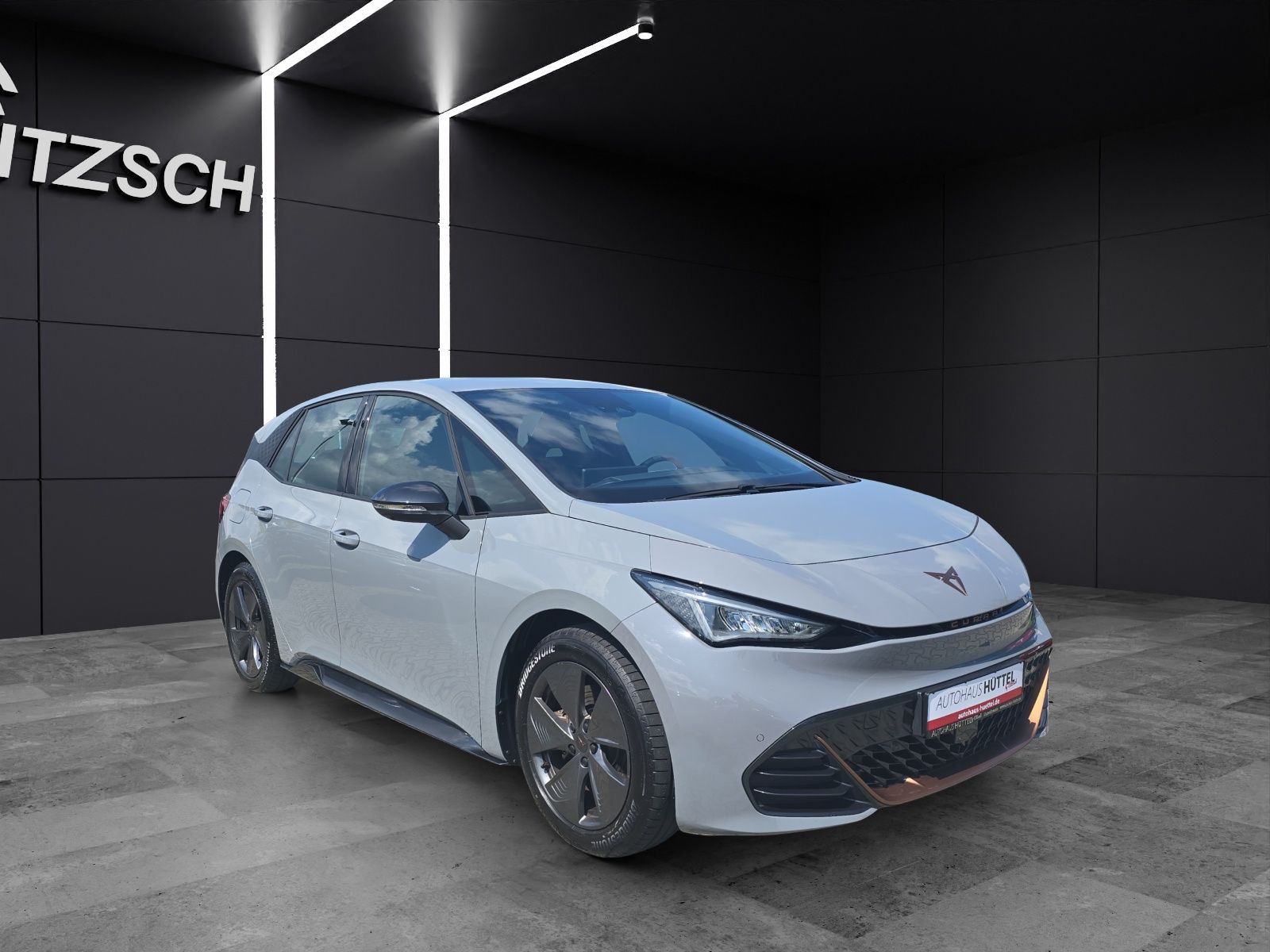 Fahrzeugabbildung CUPRA Born LED Navi ACC 4xSHZ RFK AREA VIEW