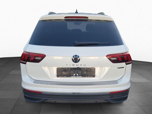Fahrzeugabbildung Volkswagen Tiguan Allspace 2,0 TDI DSG 4MOTION MATRIX-LED N