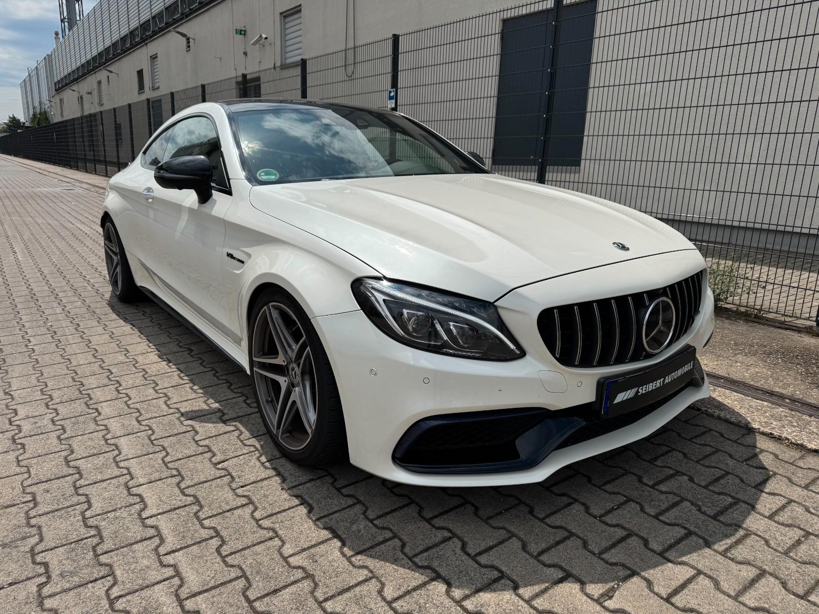 Mercedes-Benz C 63 AMG Coupe PANO/360°/SPORTABGAS/NIGHT/BURMES