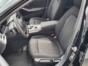 BMW 318i Touring DAB Komfortzg. Tempomat Klimaaut.