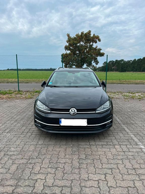 Image of Volkswagen Golf